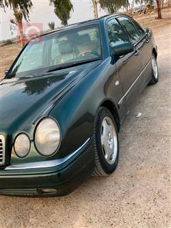 مرسيدس بنز E-Class